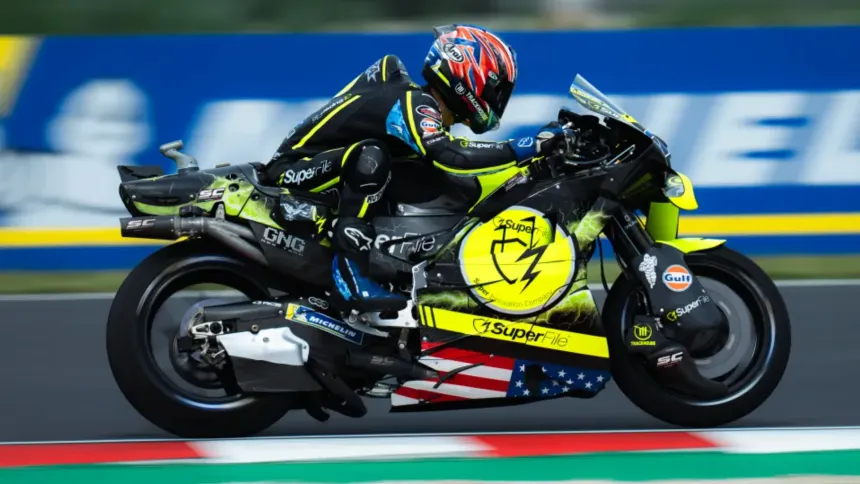 Ogura estrena victoria, Bezzecchi se rompe y Martín asalta el liderato en Assen