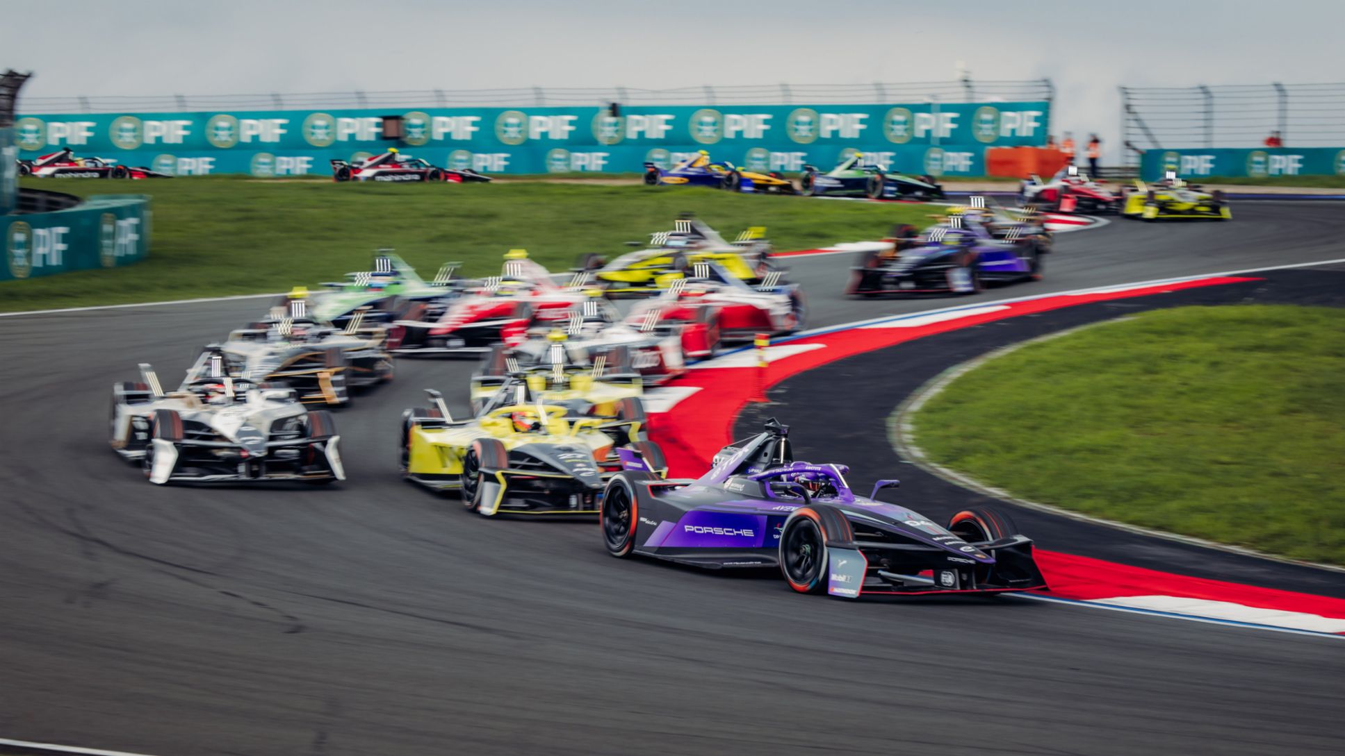 Primera vuelta en el GP de Shanghai