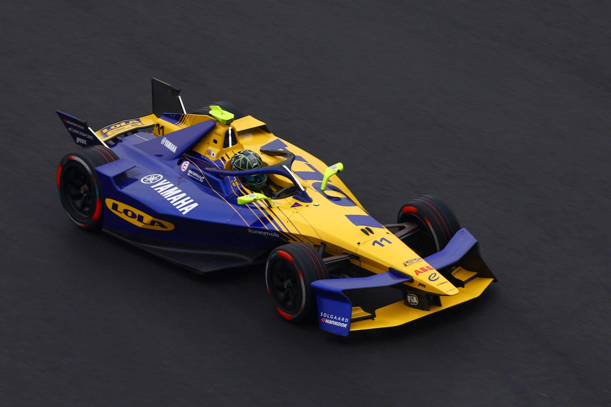Lucas Di Grassi liderando en la carrera de Shanghai