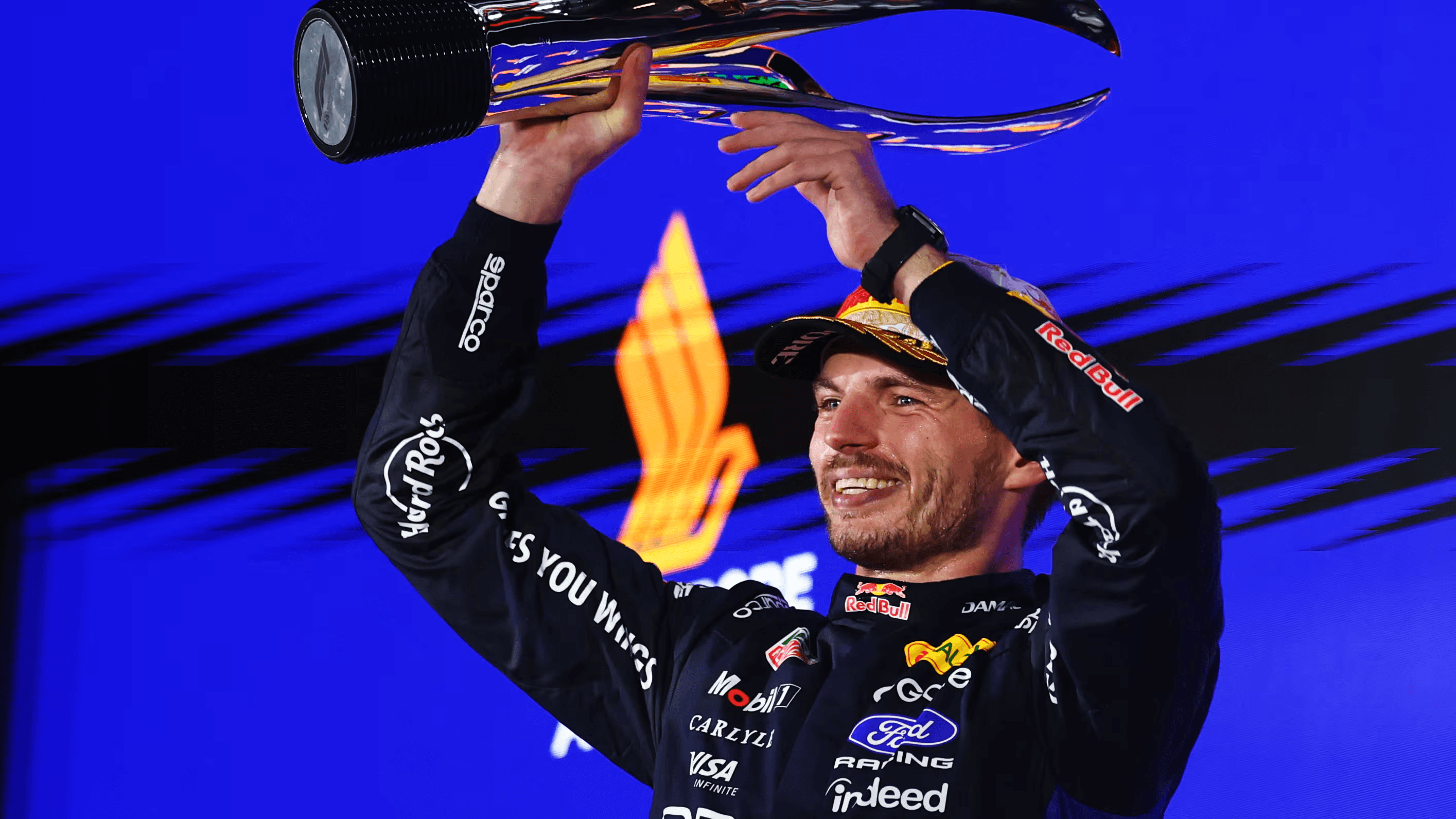 Verstappen domina Singapur por primera vez, Hamilton se hunde con su estrategia y Antonelli ve el título en Austin